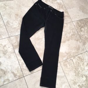 Levi’s Mid Rise Skinny denim jeans